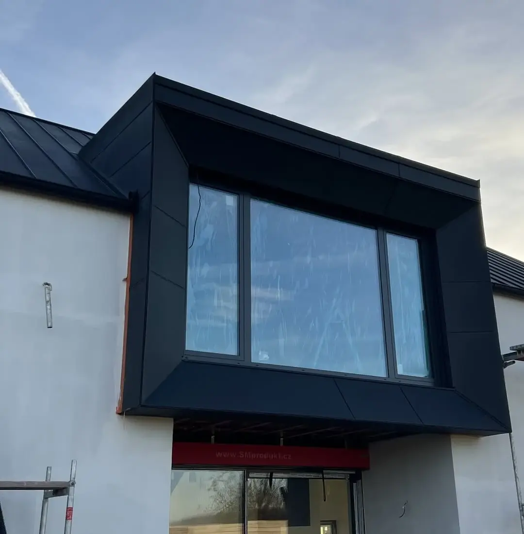 Architektonické řešení střechy s výhledem
